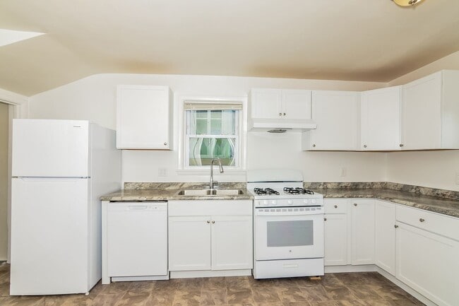 Photo - Newly Renovated Single Family Home - GREAT...