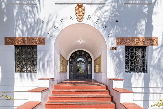 Building Photo - Casa Real Rental