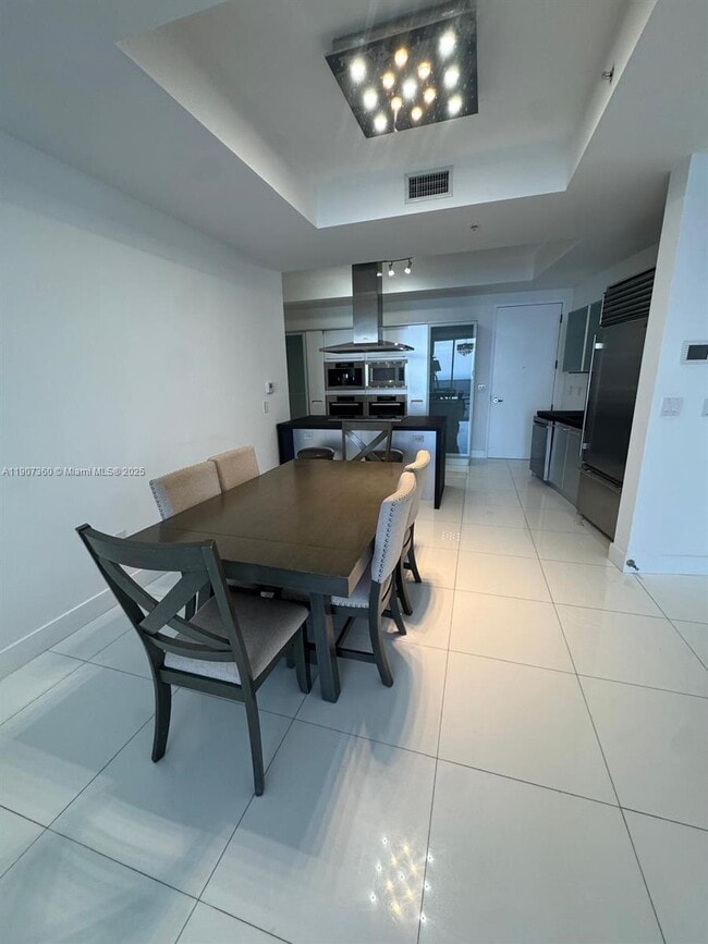 Photo - 18201 Collins Ave Unidad 5402
