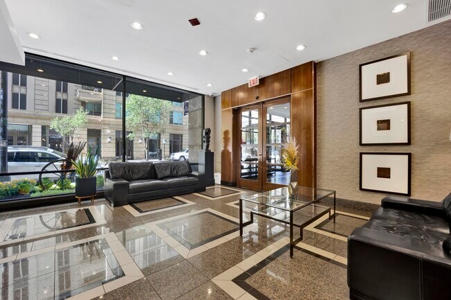 Photo - 30 E Huron St