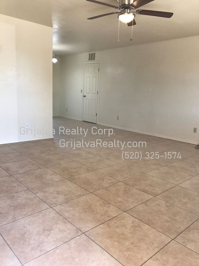 Photo - Beautiful 3 Bedroom, 2 Bath Eastside House (Escalante/Camino Seco)