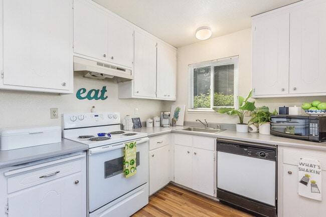 Building Photo - The Social Chico®