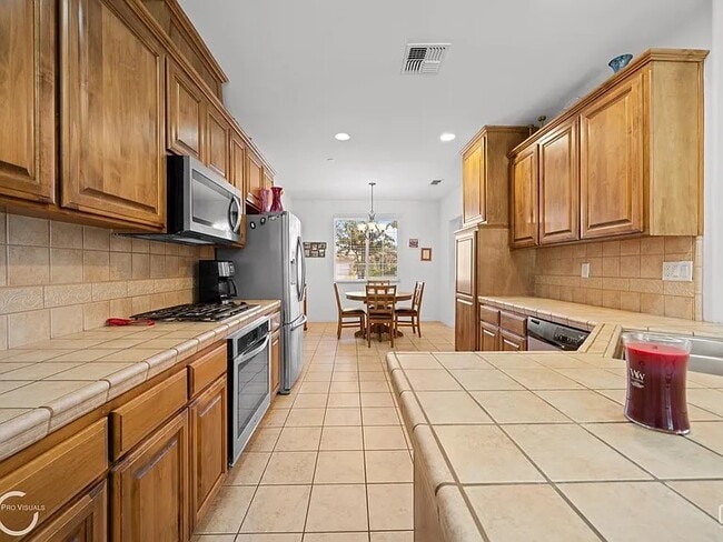 Photo - 9909 Swansboro Way