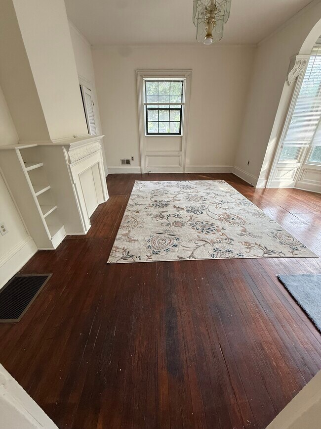 Photo - 130 Front St Unit 1