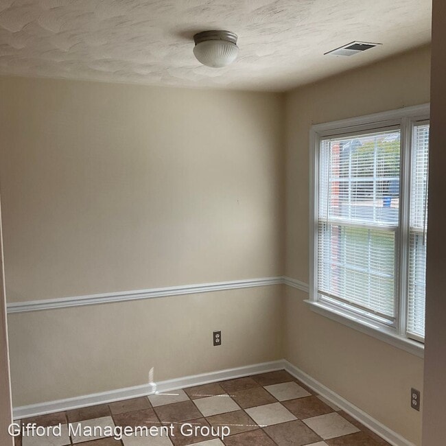 Photo - 3 br, 2.5 bath House - 322 Nottingham Drive