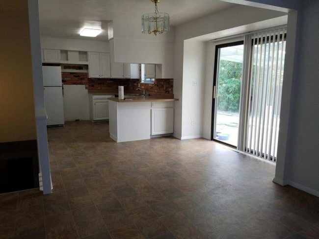 Photo - 2813 Shoal Cir