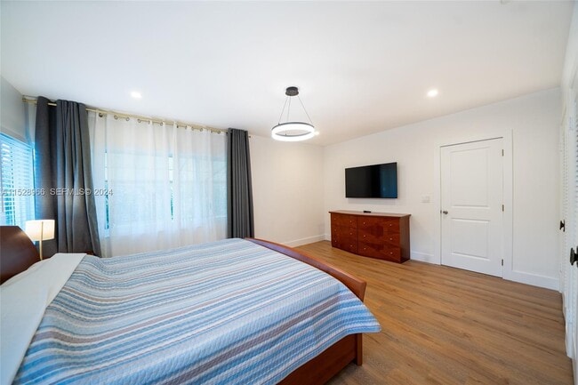 Photo - 1310 Jackson St