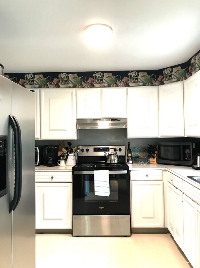 Photo - 13 Starboard Dr., Cape Elizabeth: 2BR, 1BA...