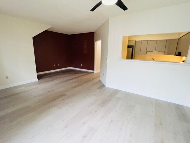 Photo - Mililani Mauka 2 bedroom 1 bath townhouse in Kumelewai Court