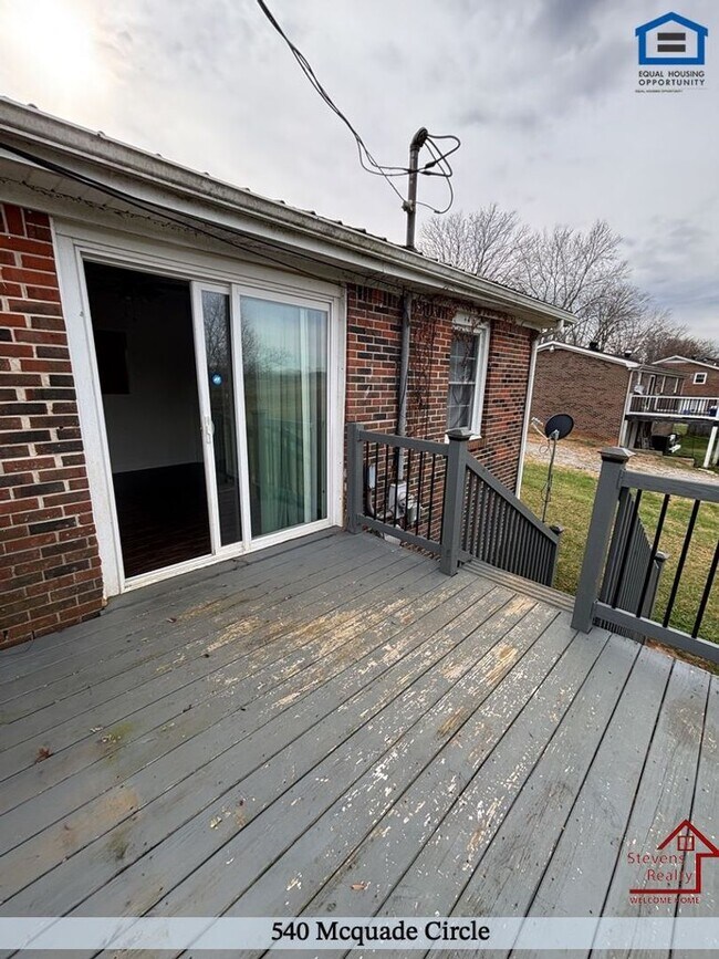 Photo - 540 McQuade Cir