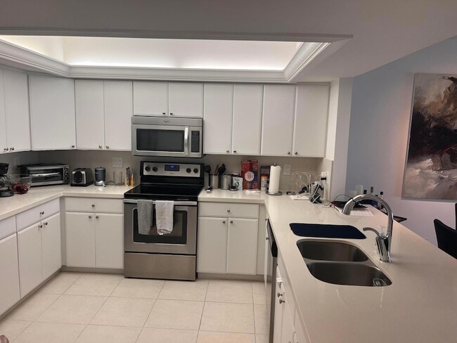 Photo - 5100 N Ocean Blvd Unidad 1701