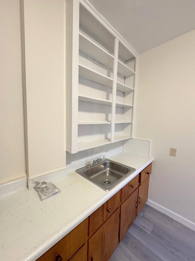 Photo - 250 Beacon St Unidad 1R