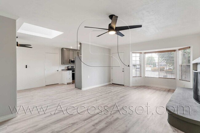 Photo - Remarkable 3 Bed/2 Bath Modern, Luxury And Comfort San Diego Home!