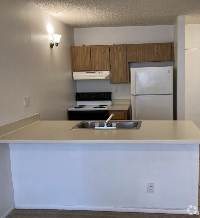 Building Photo - 2401 Riverside Dr Unit 514 Rental