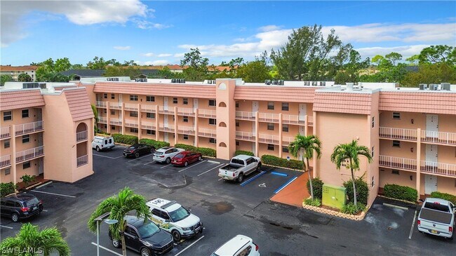 180 Turtle Lake Ct Unit 103