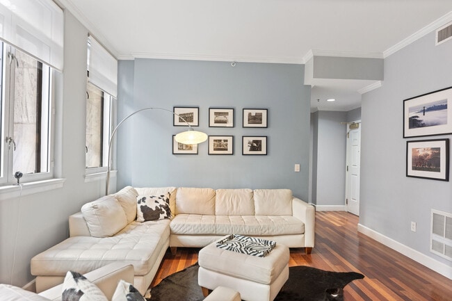 Photo - 201 Sansome St