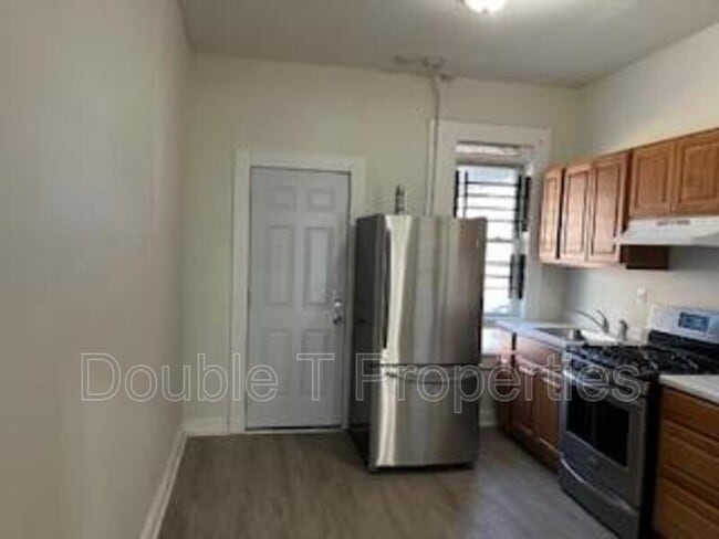 Photo - 3010 Grayson St