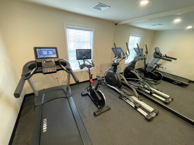 Photo - 540 Northend Dr Unit 4101