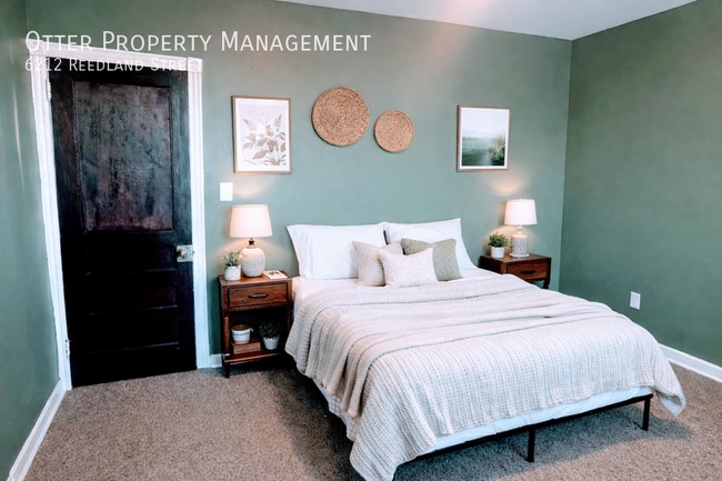 Photo - 6212 Reedland St