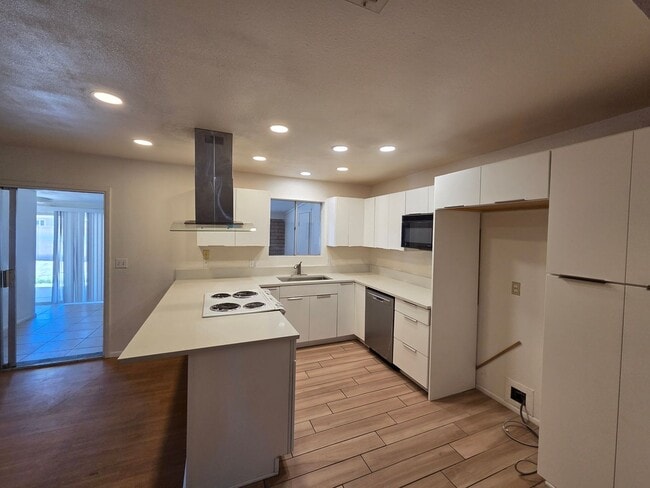 Photo - Beautiful 4 bed - 2 bath in Mesa!