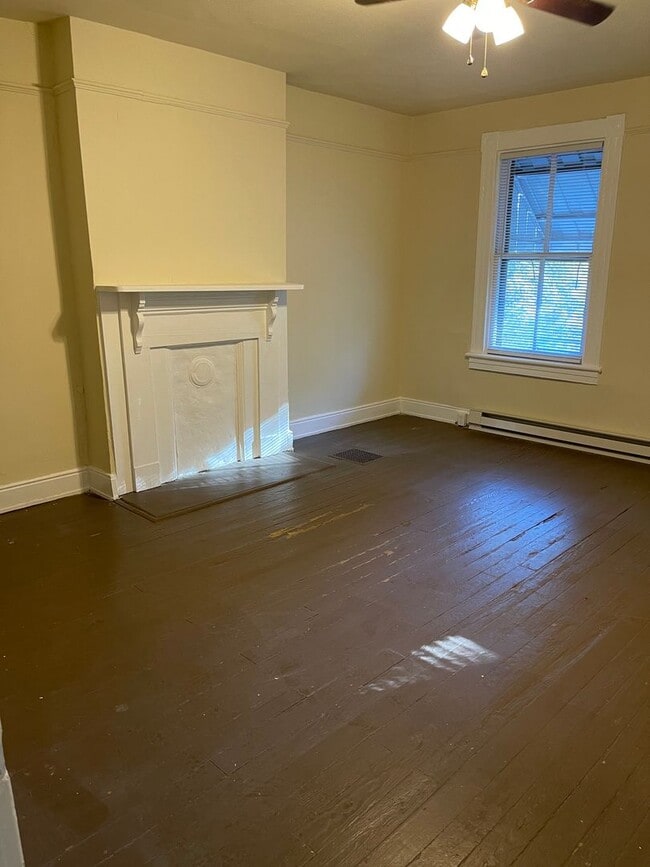 Photo - Large 3 bdrm/1 bath Home Within Walking Distance to VCU!