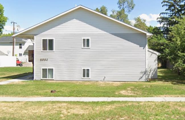 Building Photo - 2050 S 14th St W Unit 4