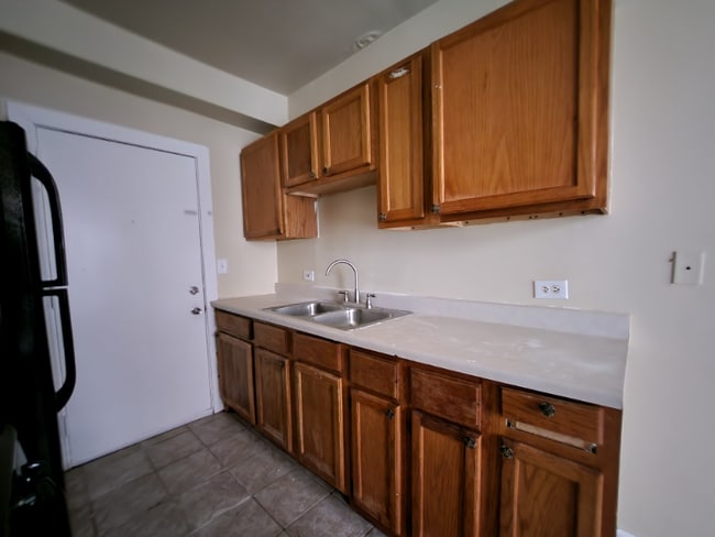 Photo - 4834 W Adams St Unit 103
