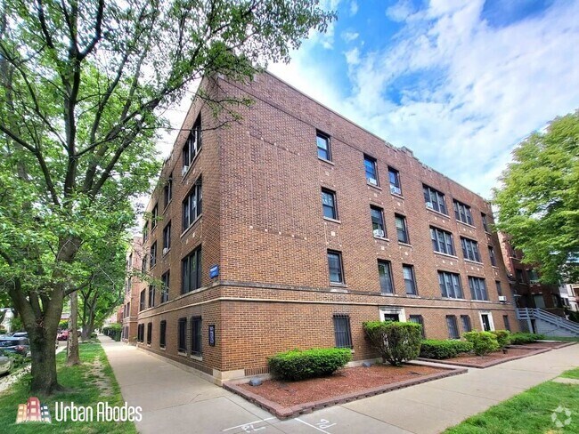 Building Photo - 1446 W Byron St Unit J08W Rental
