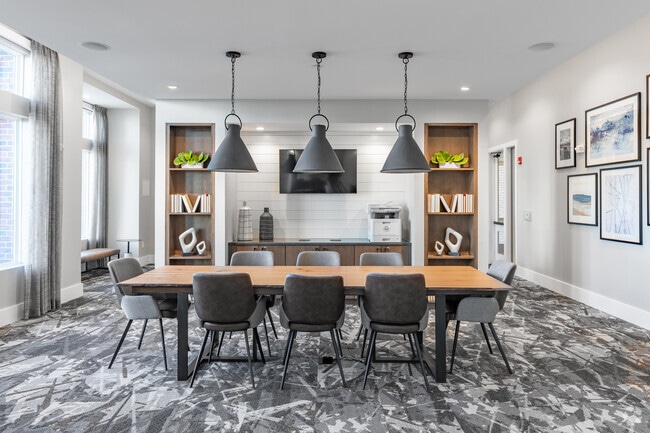 Co-working Lounge - Allora Gainesville