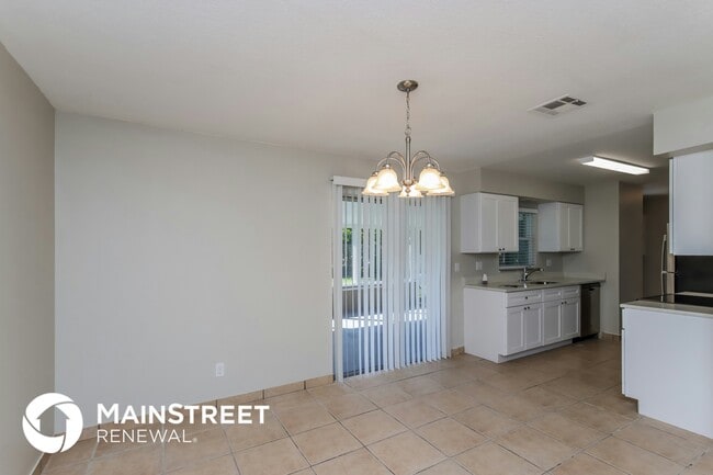 Photo - 2146 Sandalwood Dr