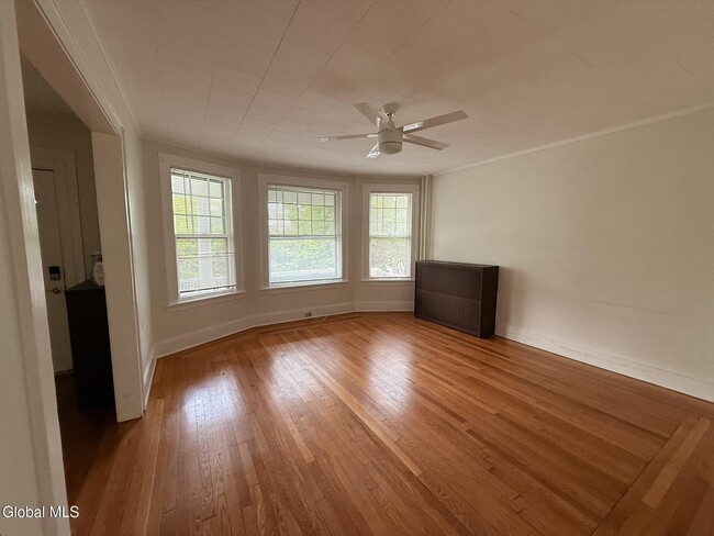 Photo - 602 Morris St