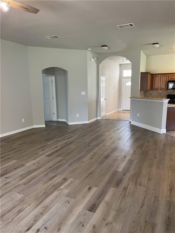 Photo - 214 Newport Landing Pl