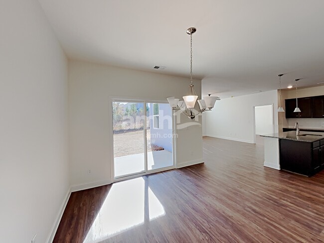 Photo - 7071 Creeksong Dr