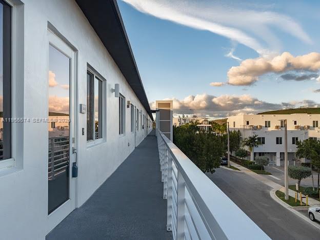 Photo - 6416 NW 102nd Ct Unidad 303