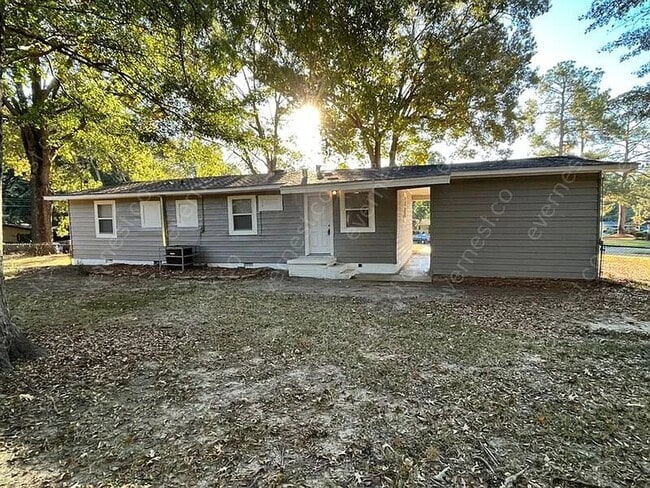 Photo - 4207 Azalea Dr