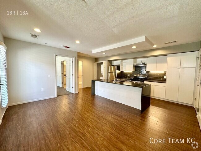 Building Photo - 4445 Washington St Unit 104 Rental