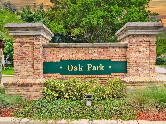 Building Photo - 2957 Oak Park Cir Rental