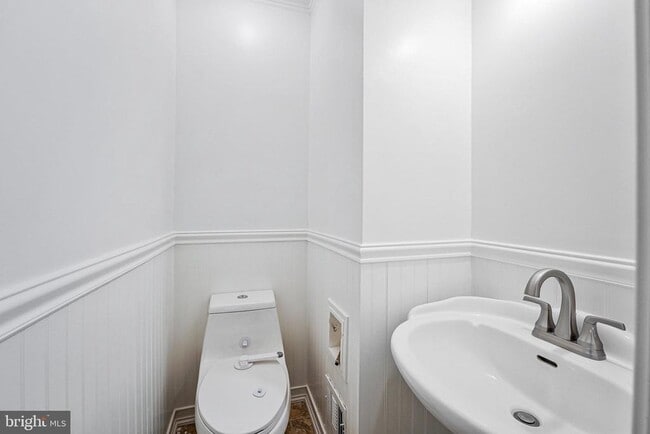 Photo - 8115 King Arthurs Ct