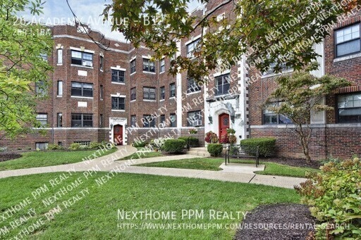 Building Photo - 26 Academy Ave Unit B1