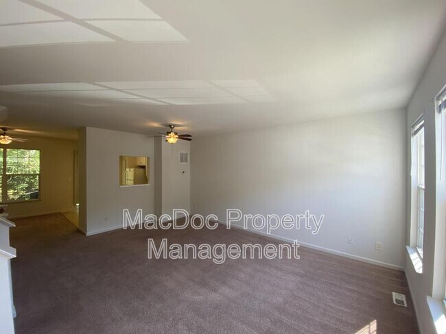 Photo - 4249 Normandy Ct