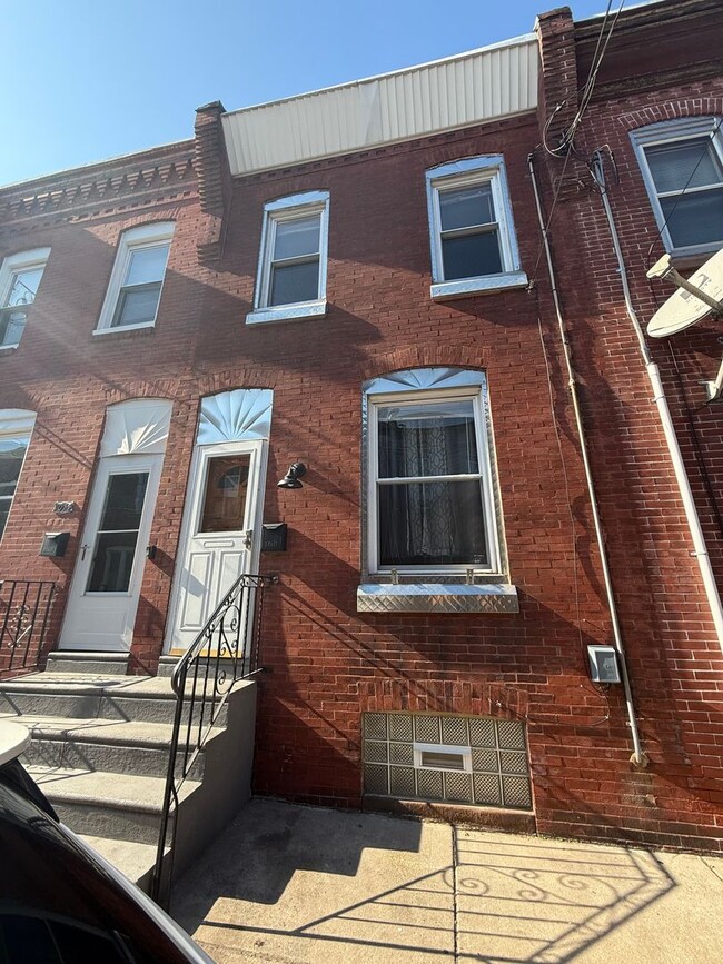 Charming 3-Bedroom Home in Port Richmond A... - Charming 3-Bedroom Home in Port Richmond A...