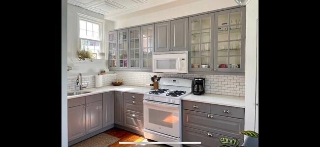 Building Photo - 4271 Fergus St Unit 1