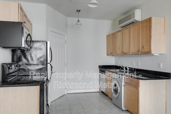 Photo - 1321 1/2 E. Main St. Unit 311