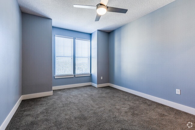 2 BR, 2 BA - 1,154SF