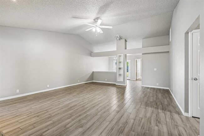 Photo - 217 Cypress Dr