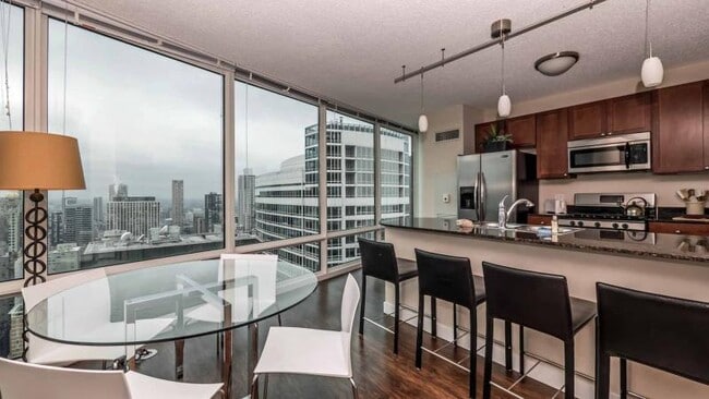 Photo - 1 bedroom in Chicago IL 60611 Unidad 4909