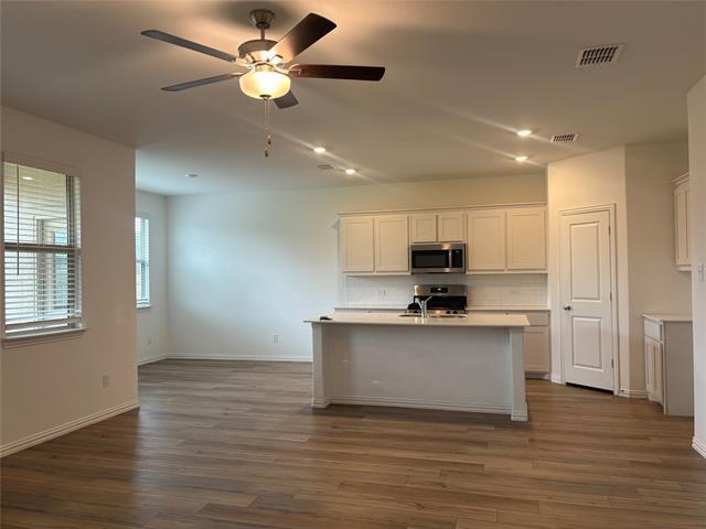 Photo - 1447 Mesquite Ln