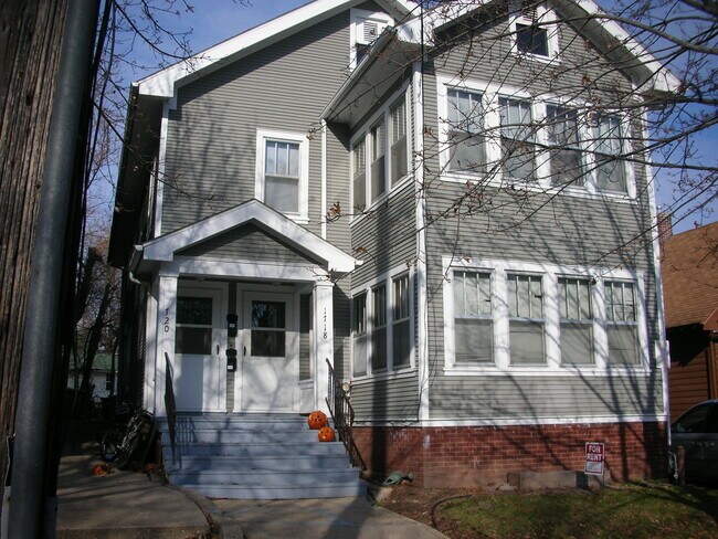 Building Photo - 1718 Van Hise Ave Unit 1720 Rental