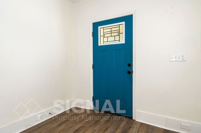 Photo - 515 80th St S