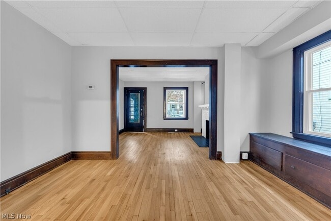 Photo - 4102 Brooklyn Ave Unidad 4102/Right
